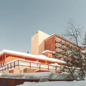 4* Aparthotel Pierre & Le Belmont